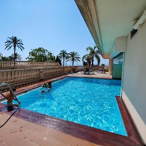 Le Coq Bleu D'azur - Les Pieds Dans L'eau ! Menton